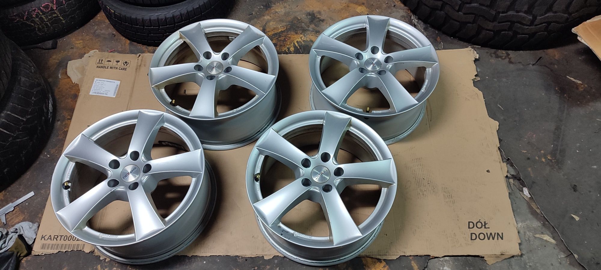 Felgi Alu 17" 5x112 Dezent Audi VW Mercedes