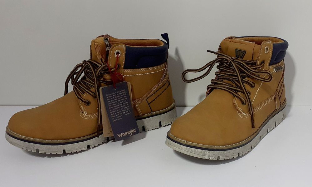 Buty chłopięce r. 34 wrangler