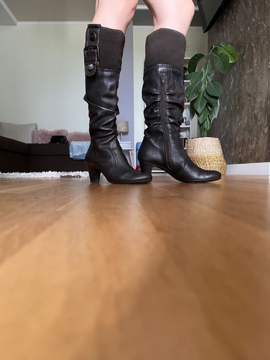 Чоботи шкіряні, високі, 39р