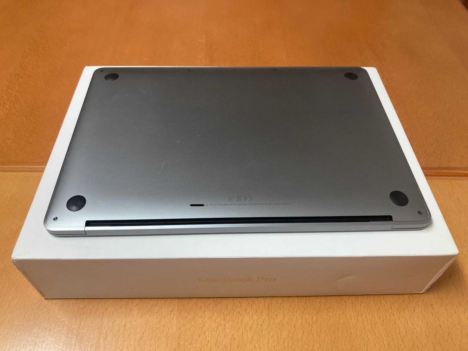 MacBook Pro Retina 13” - 2019 - i5 / 8 gb / 256 SSD