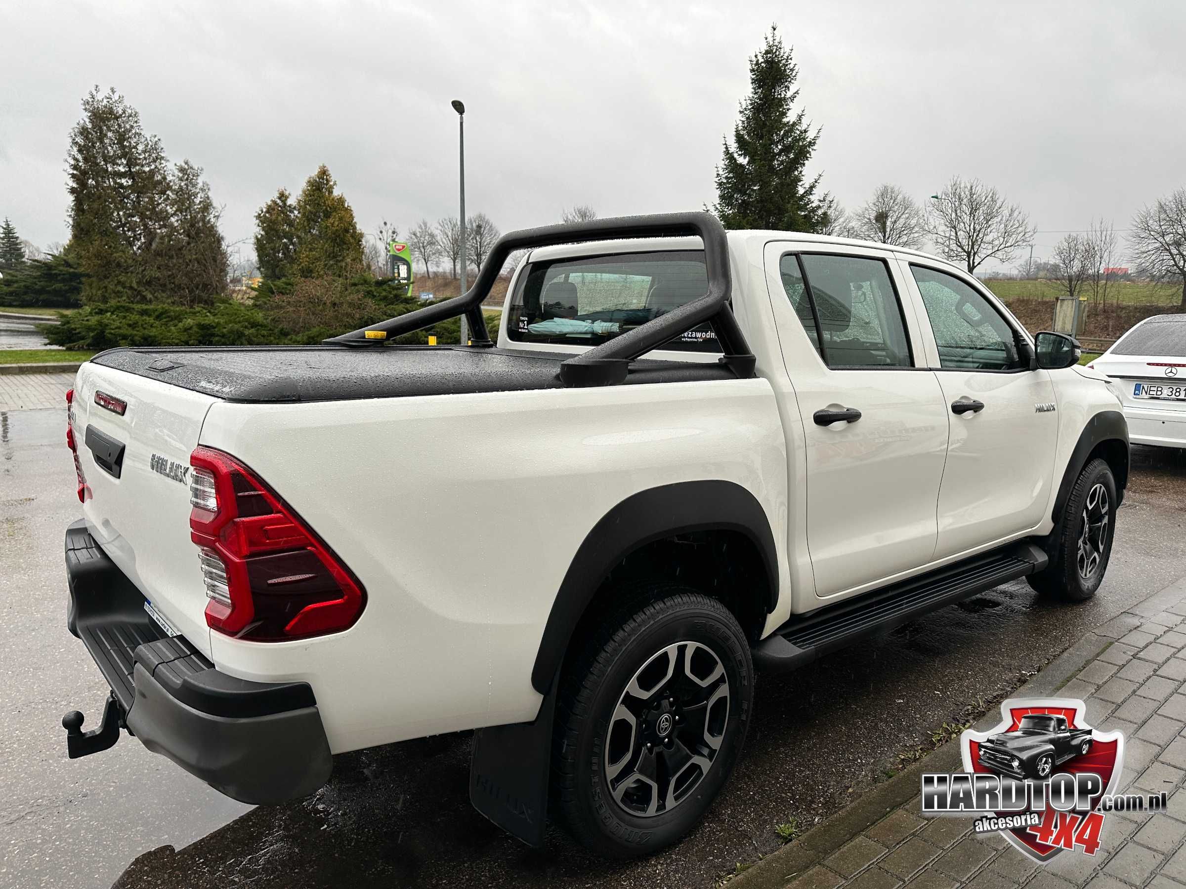 Roleta Mountain Top Toyota Hilux Orurowanie Na Pakę Zabudowa