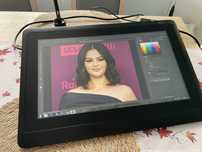 Tablet graficzny ekranowy piórkowy Wacom Cintiq 16