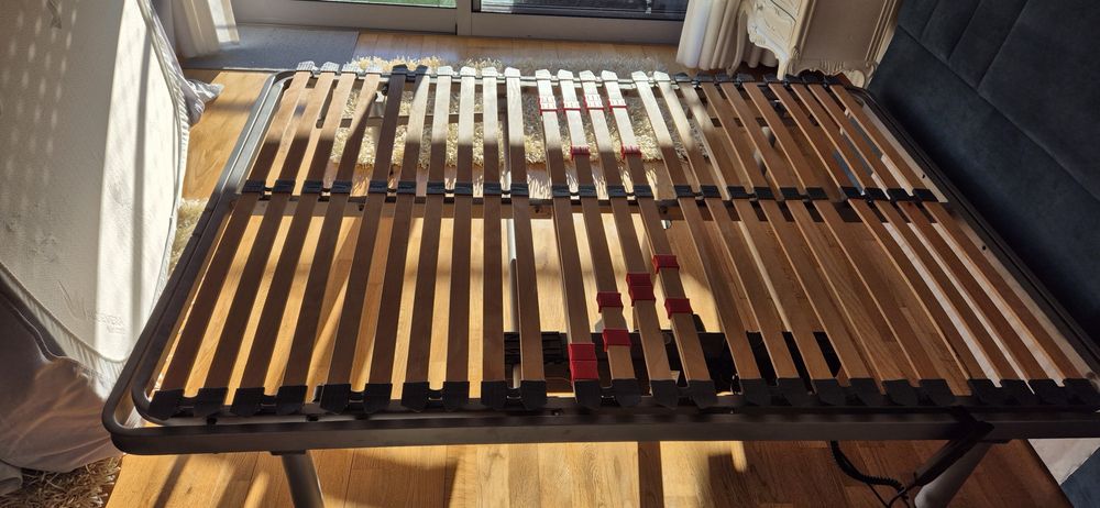 Estrado elevatório elétrico casal