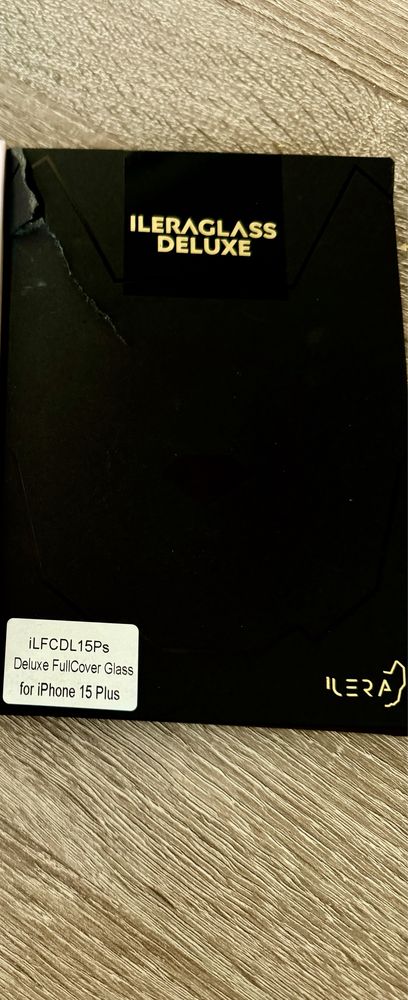 стекло IPhone 15