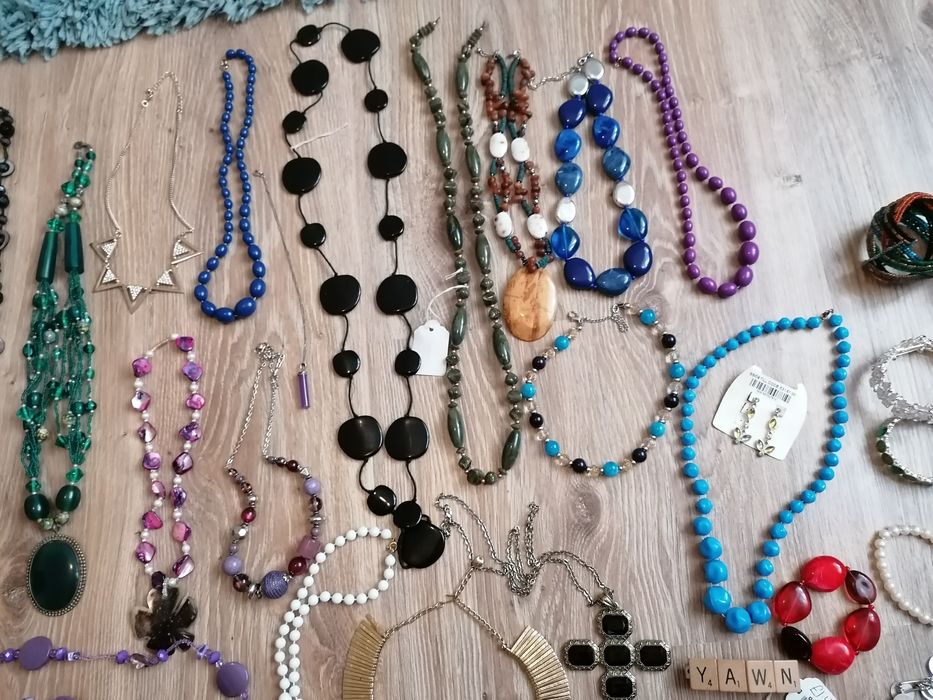 Sprzedam tanio biżuterie