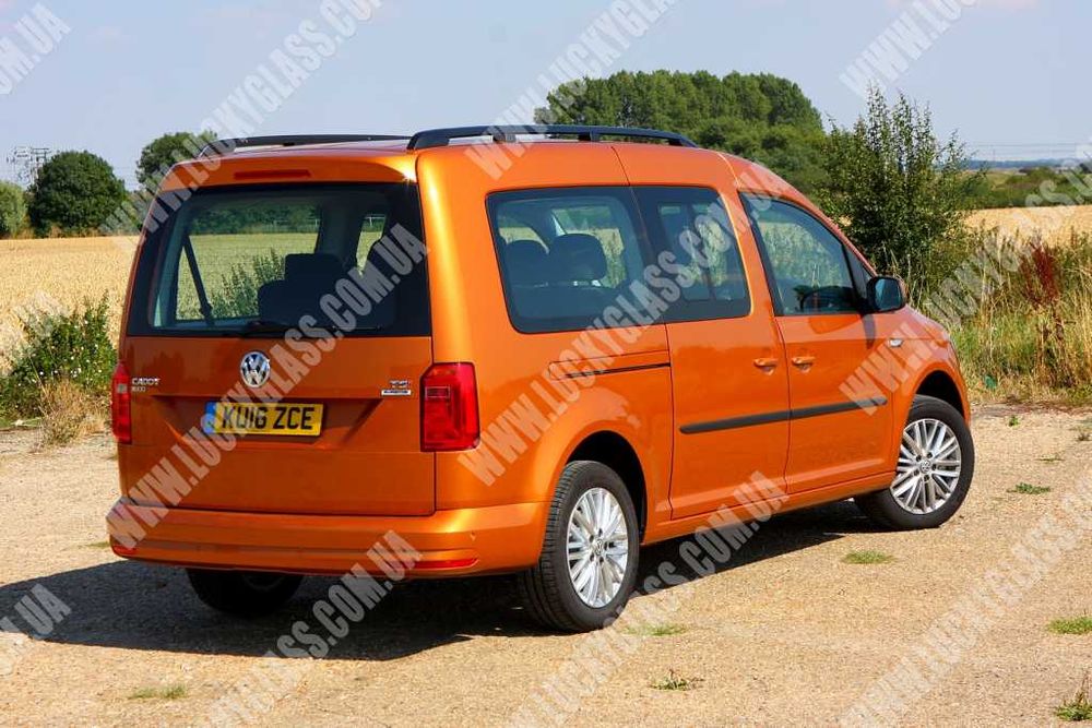 VOLKSWAGEN CADDY 2016- зелене,Ляда З Е/О,отвір під склоочисник1382*558