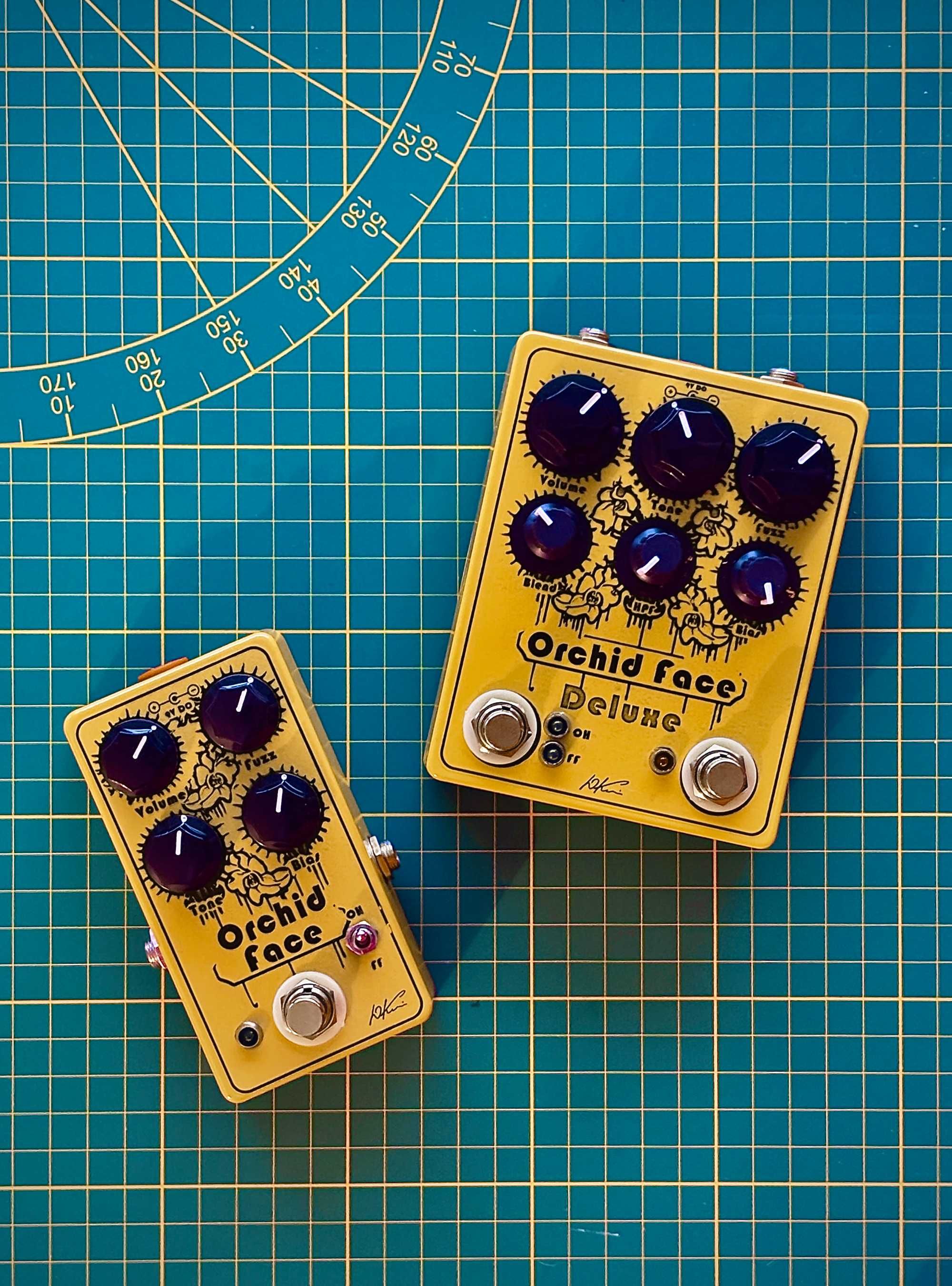 Polski efekt gitarowy WK Pedals Orchid Face Fuzz