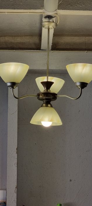 Ładna lampa metal klosze szklane