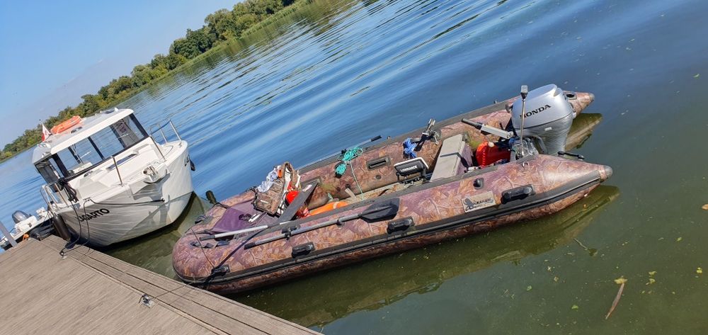 Ponton kraken, przyczepka, silnik, lowrance 9"