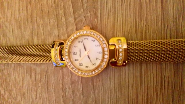 Zegarek ADRIATICA jak nowy kolor złoty kamienie