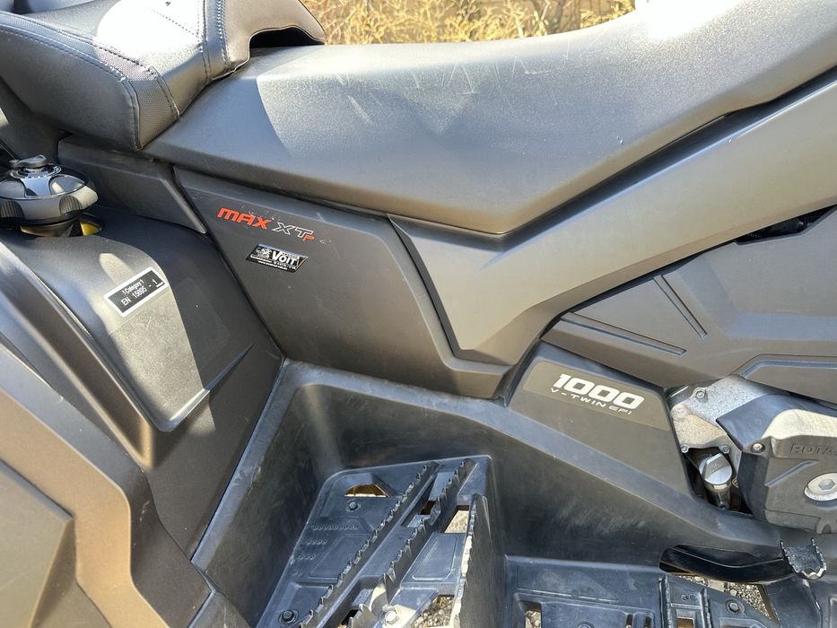 Quad can am autlander 1000 dwu osobowy przejechane ma 9800km