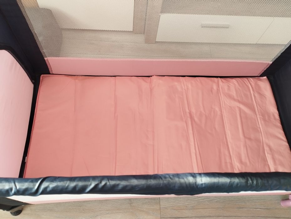 Łóżeczko turystyczne + materacyk