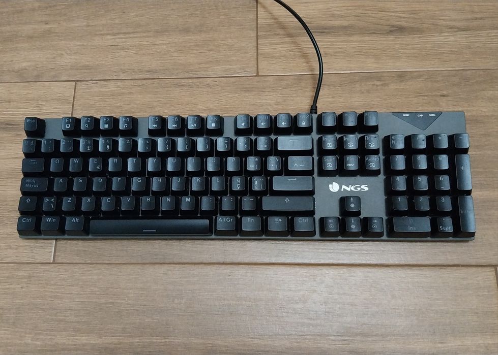 Teclado mecânico gaming com RGB NGS GKX-500