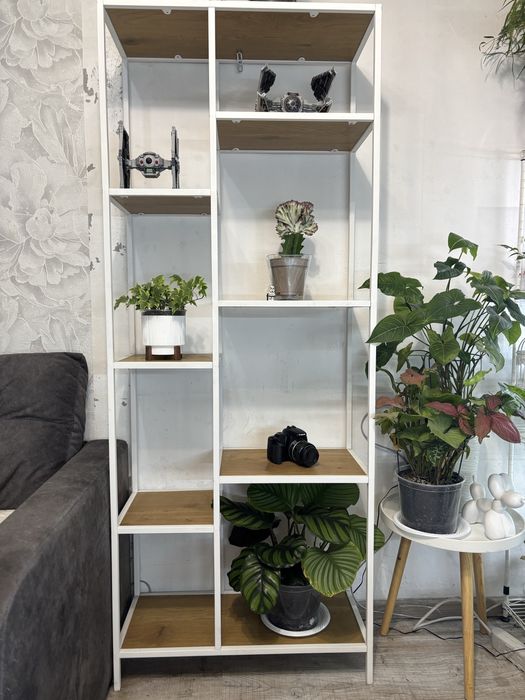 Стелаж, полиця . Стелаж білий.