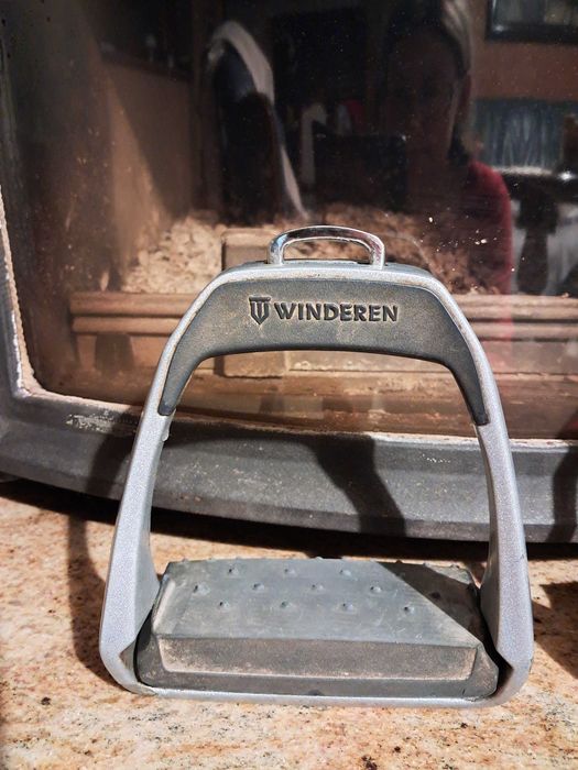 Winderen strzemiona