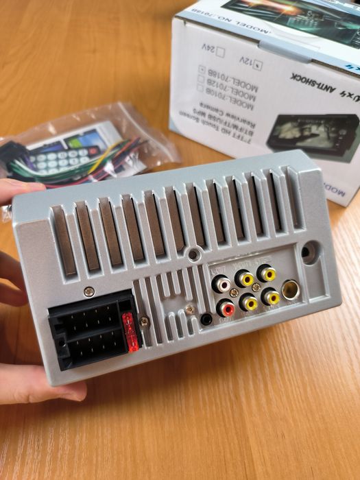 Автомагнітола 2DIN 7018B