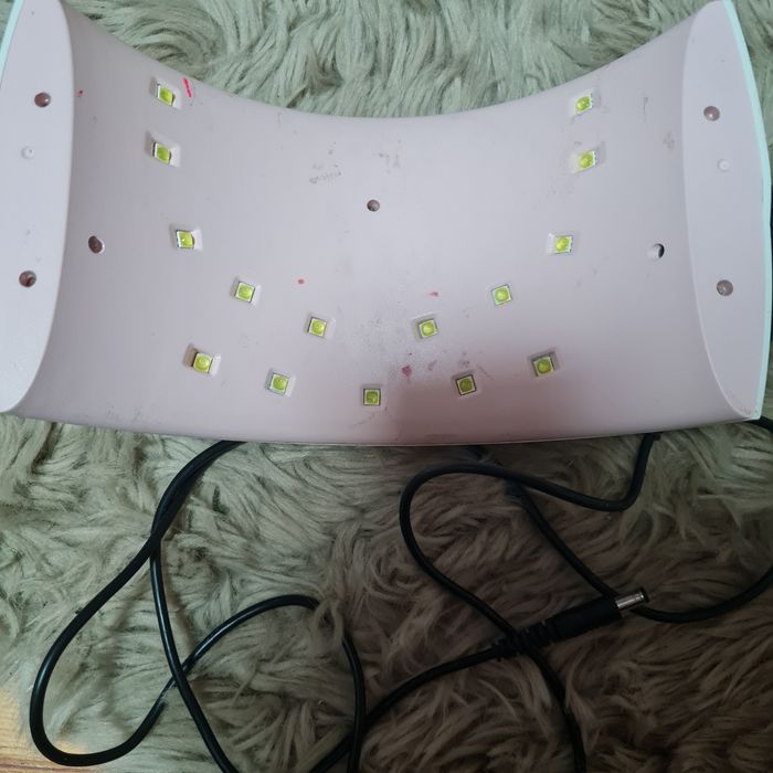 Semilac lampa UV do paznokci UV led używana