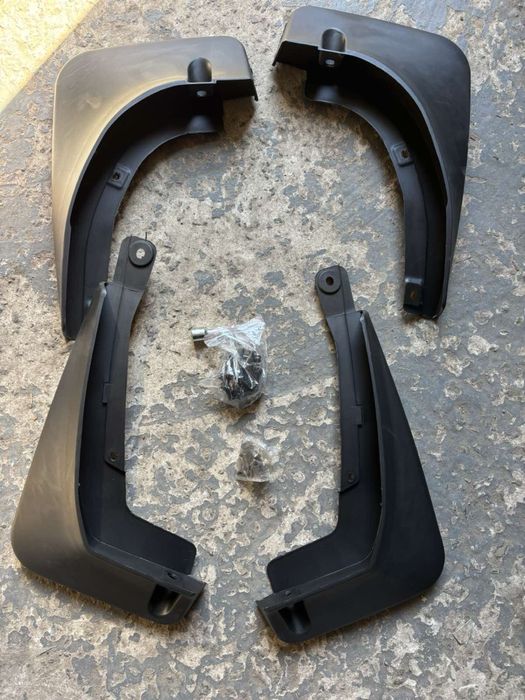 Бризговики для автомобіля BYD Tang