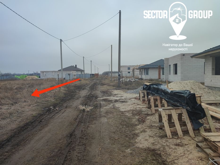 24 сотки біля Польової, напроти Царського села