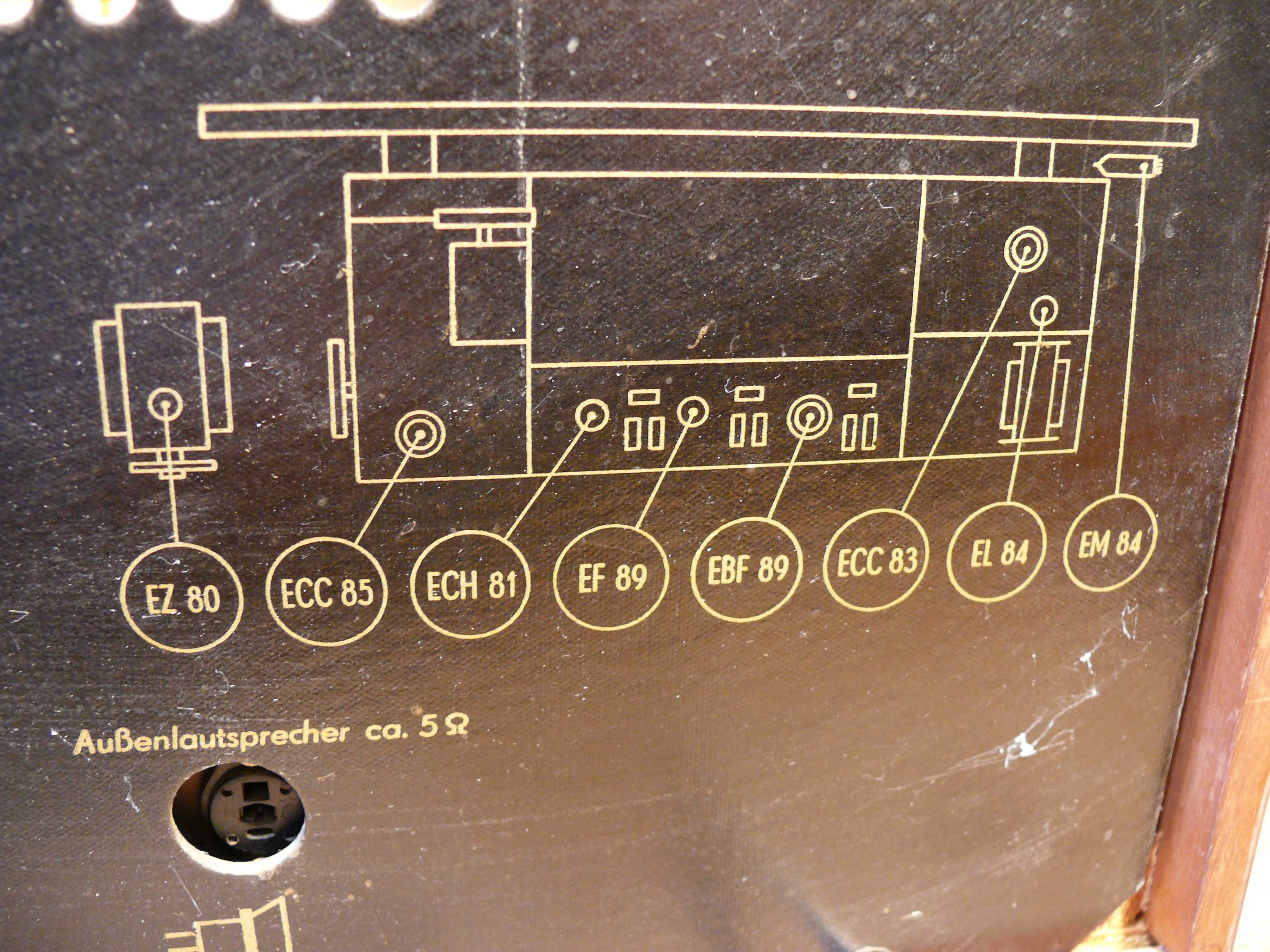 Radio lampowe niemieckie REMA 2003