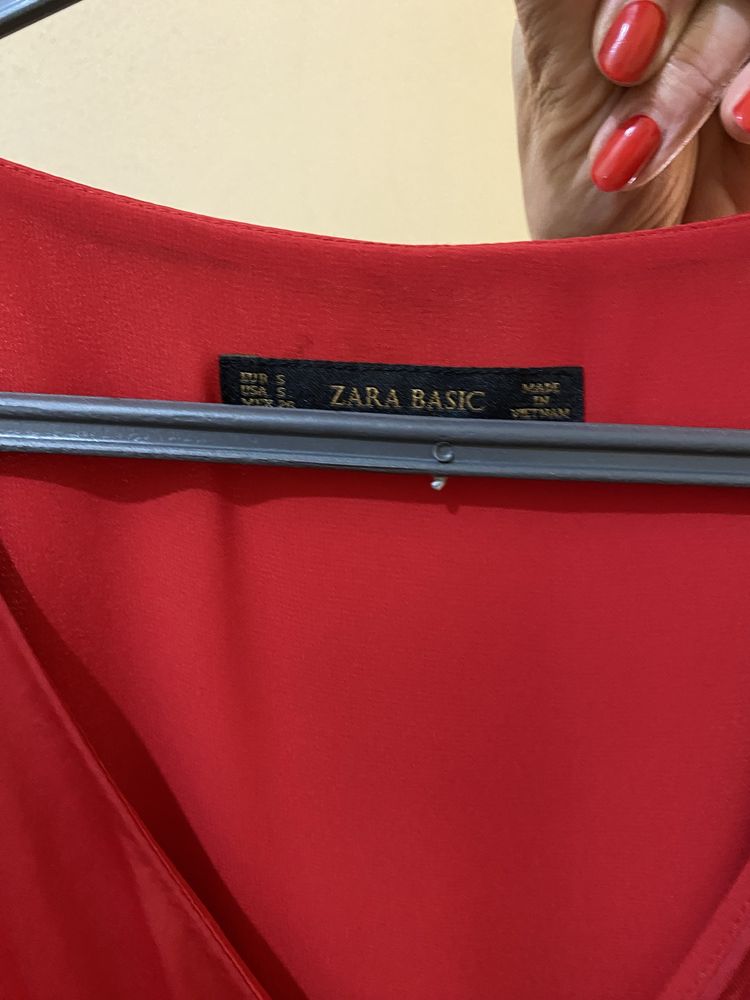 Macacão acetinado da Zara