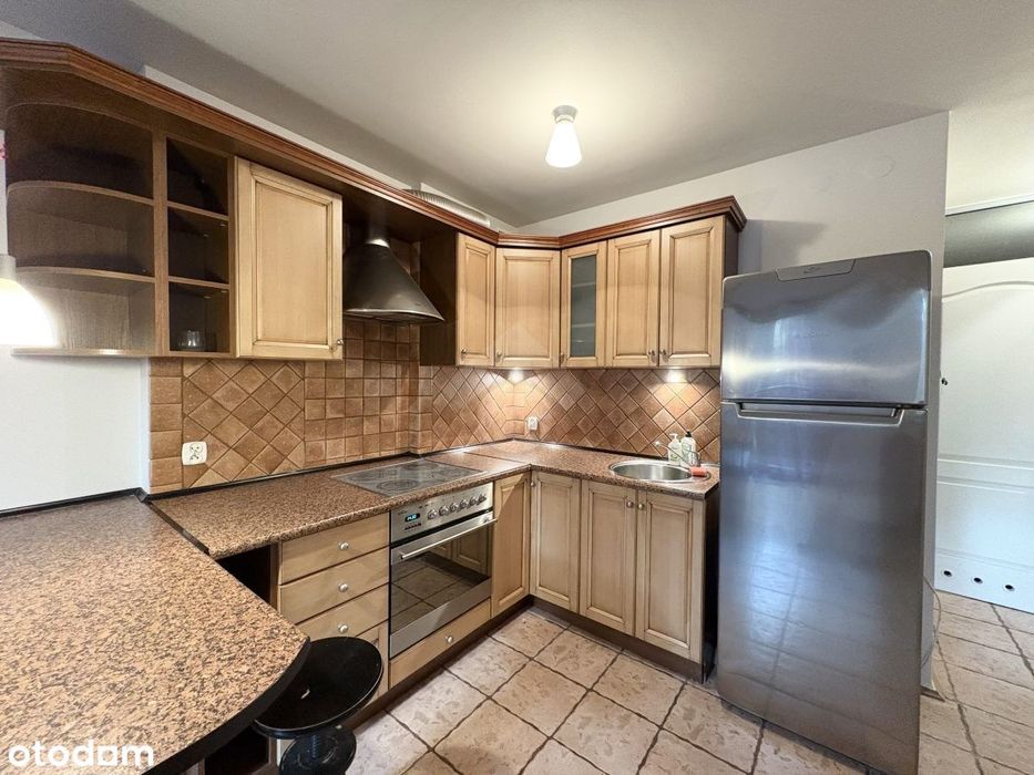 Kawalerka, m.postojowe, teren zamknięty, tramwaj, autobus