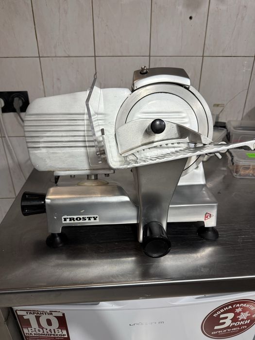 Слайсер професійний Frosty HBS-195JS