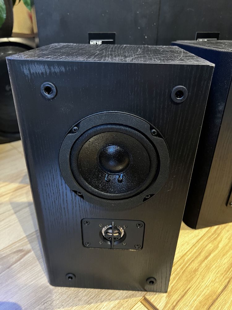 Kolumny surround JBL 3xHT1F i 2xHT1D