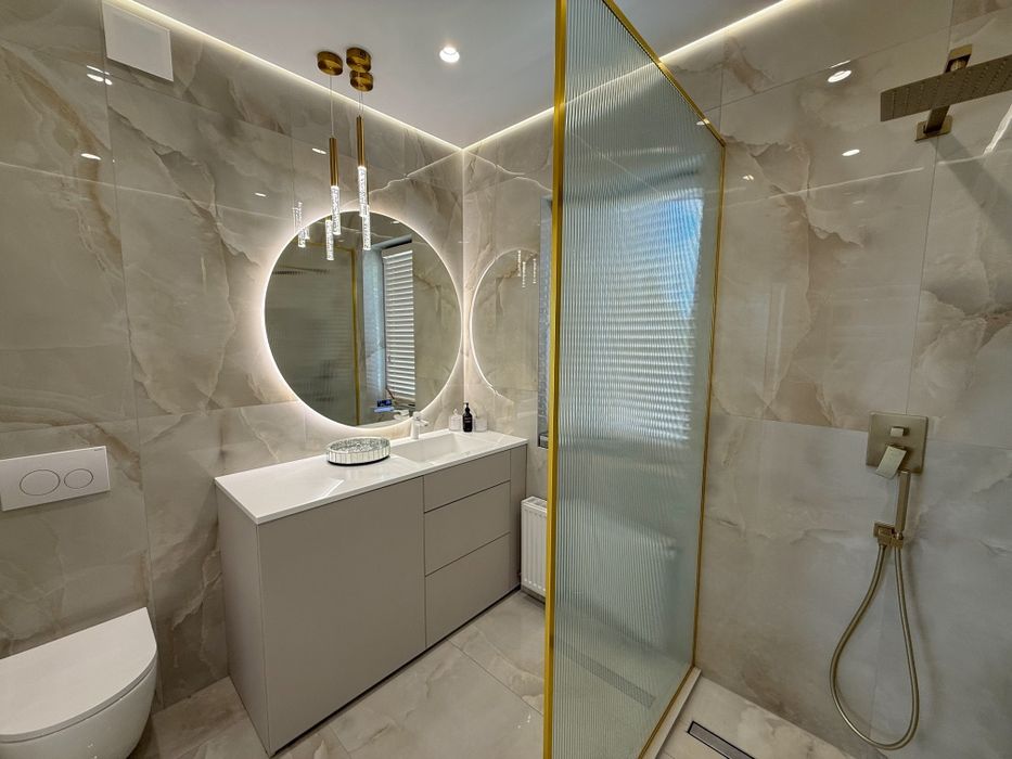 Будинок з ремонтом, єОселя