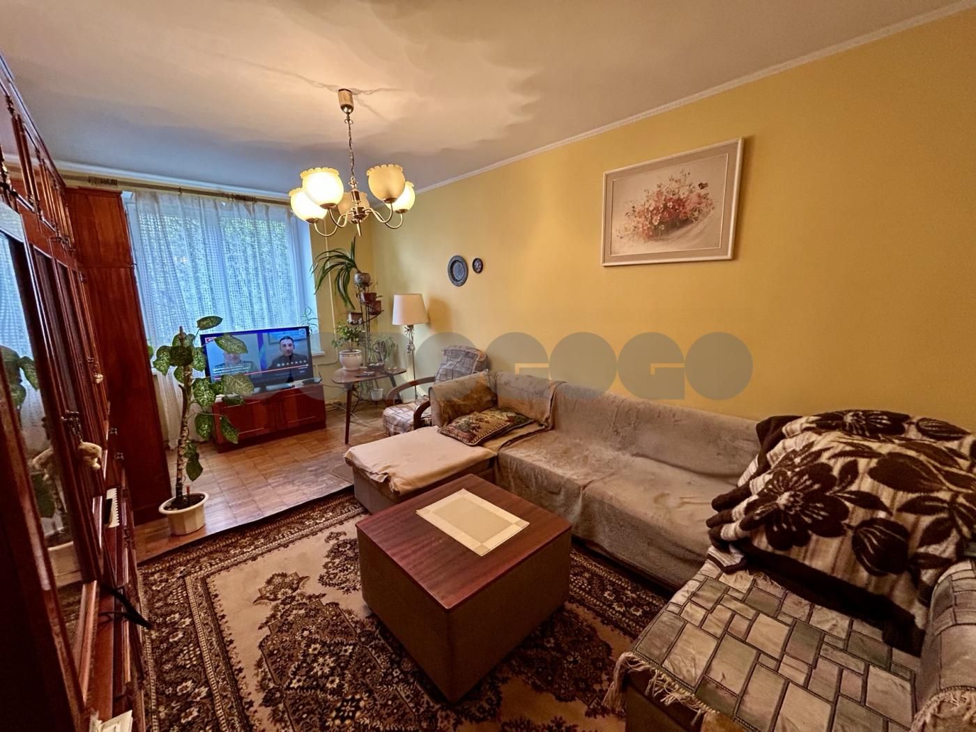 Продаж 3 кімн. кв-ри 70 м2 вул. Зодчих, 68/2