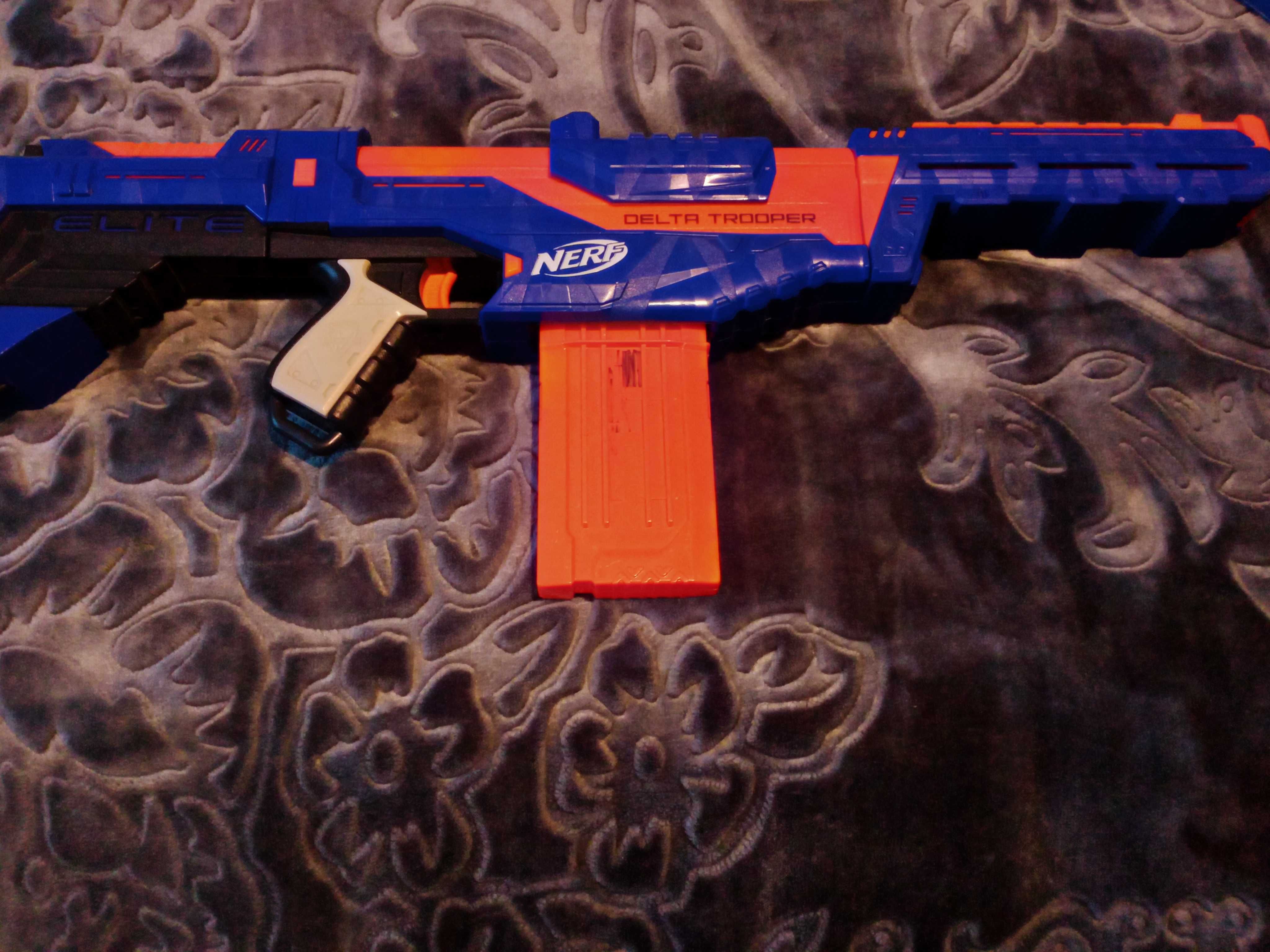 Karabin Nerf  Delta Trooper 4 części wiek 8+