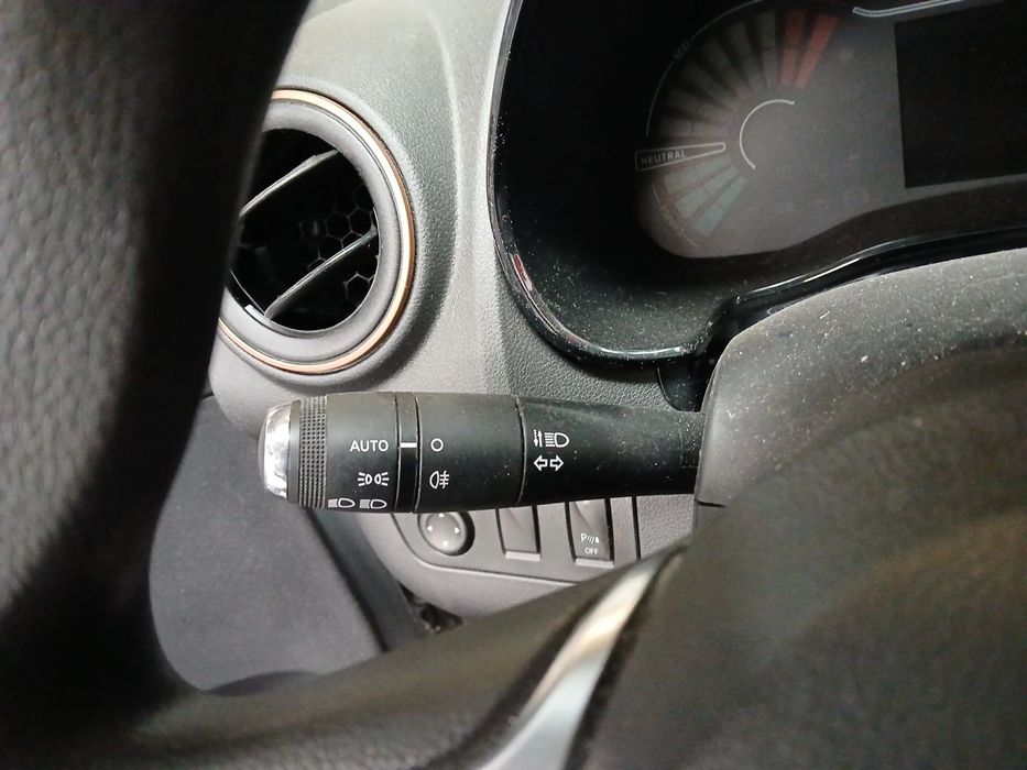 Conjunto / manetes de luzes e limpa vidros DACIA Spring