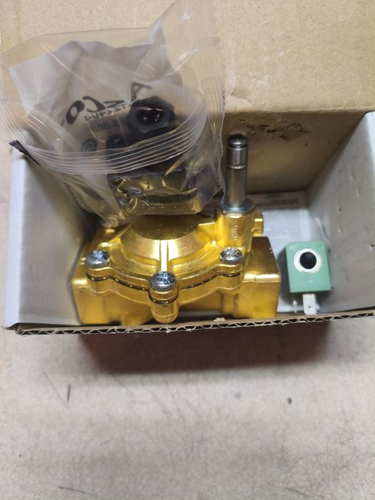 Elektrozawór SCE238D005/230/50/60