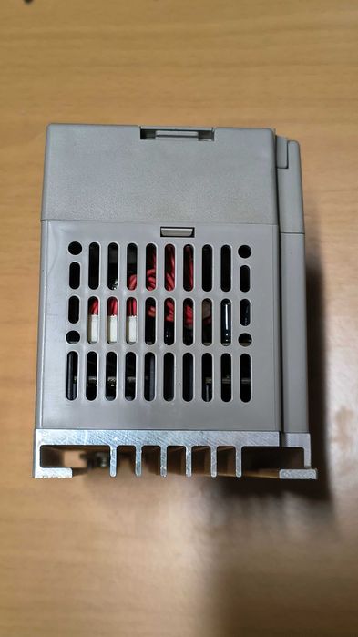 Falownik Hitachi SJ200-002NFEF2 0.2kW