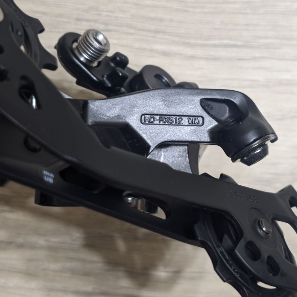 Перемикач Shimano 105 RD-R7000-GS та GRX RD-RX812
