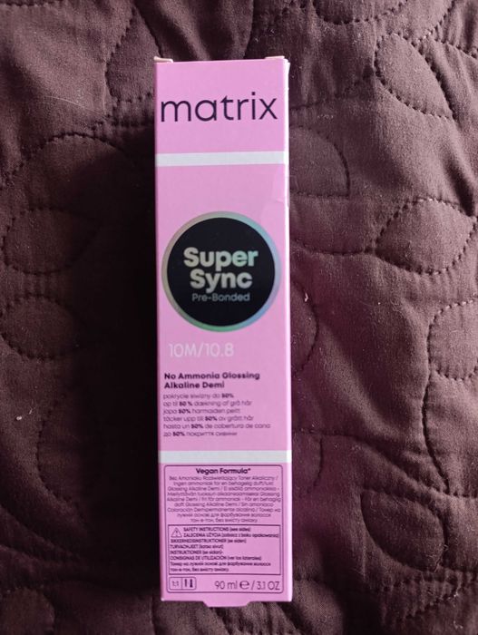 Фарба для волосся Матрікс 10М/10.8