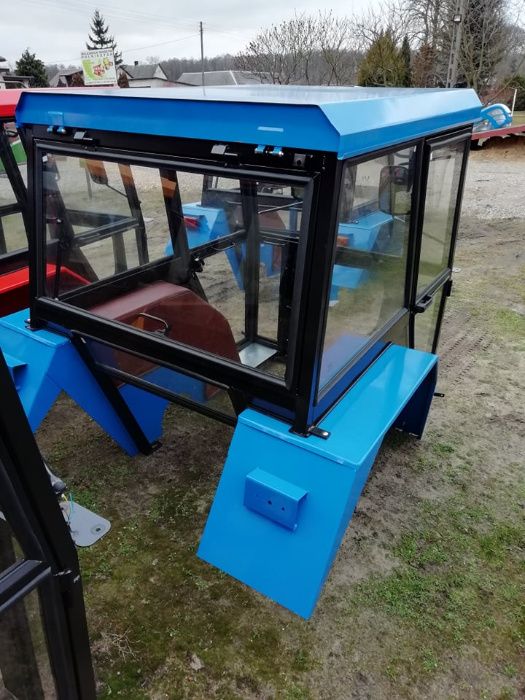 Kabina Ursus C330 C360 NOWA Wysoki Dach Maska z tworzywa TRANSPORT