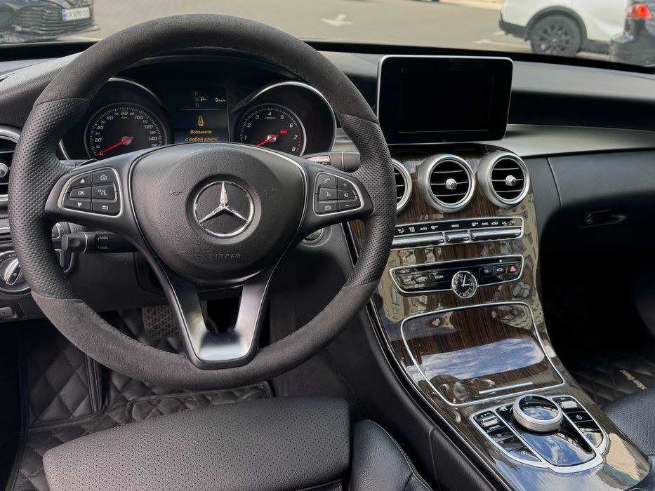 Mercedes c300 4matic 2.0l 2017 матовый. ТОРГ