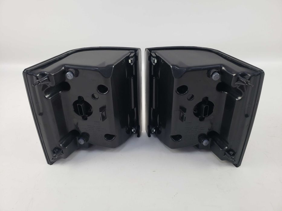 Фонари задние стопы на Range Rover Vogue L322 2002-2012 год рестайл