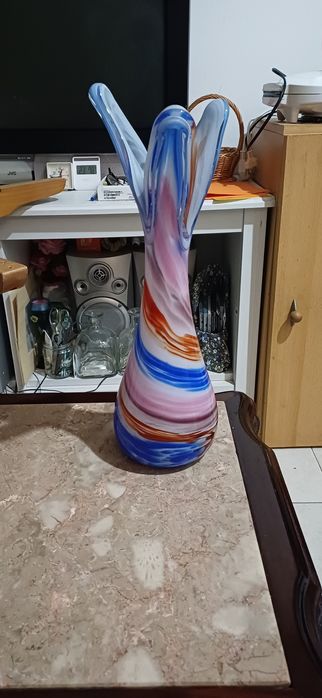 Jarro em loiça colorido