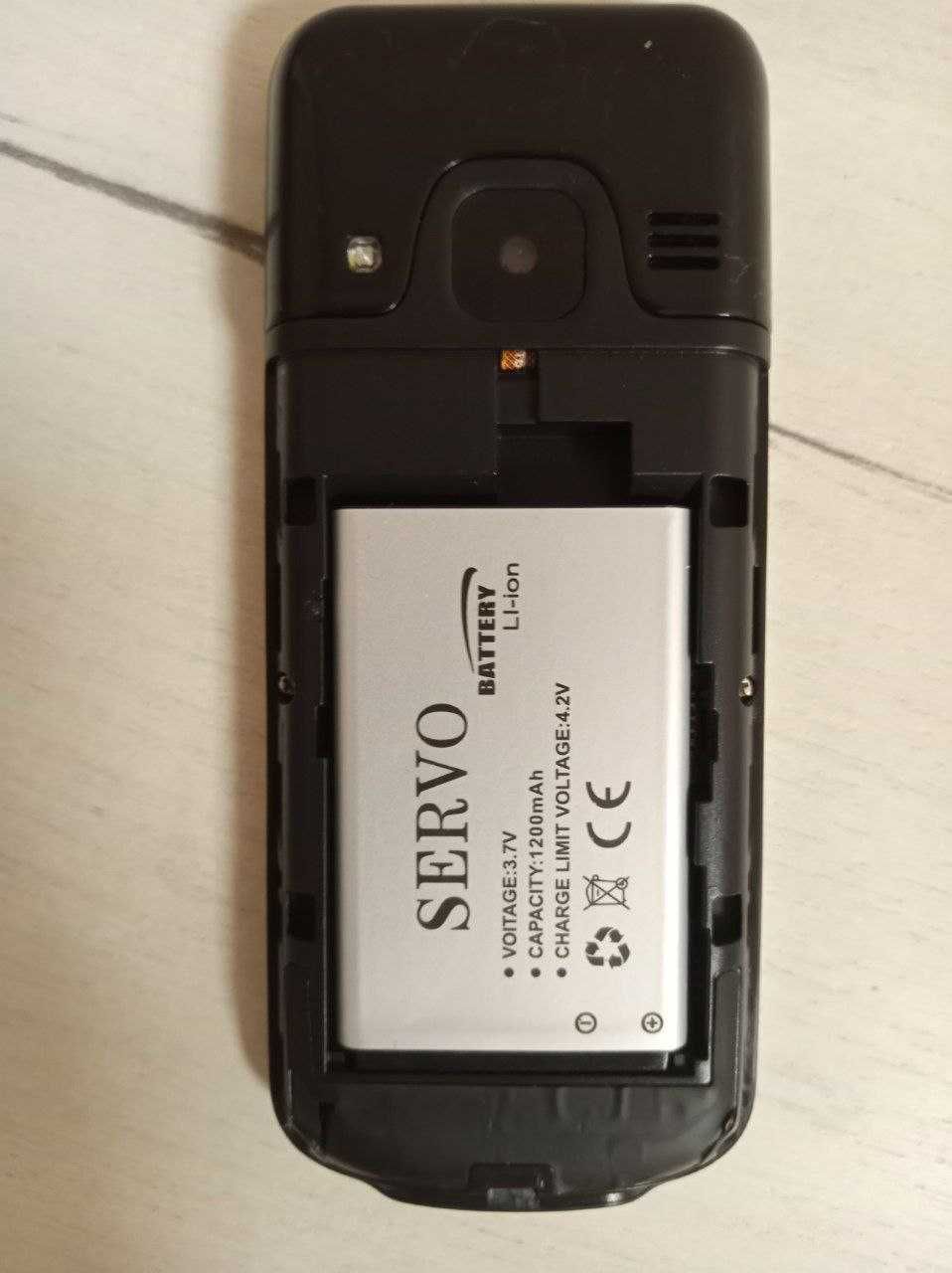 Мобільний телефон смартфон Servo V9500 4 SIM, 1200 мАг