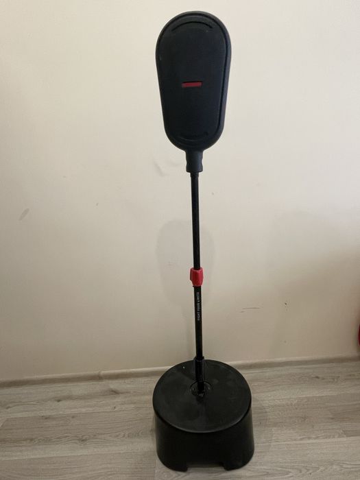 Тренажер для боксу