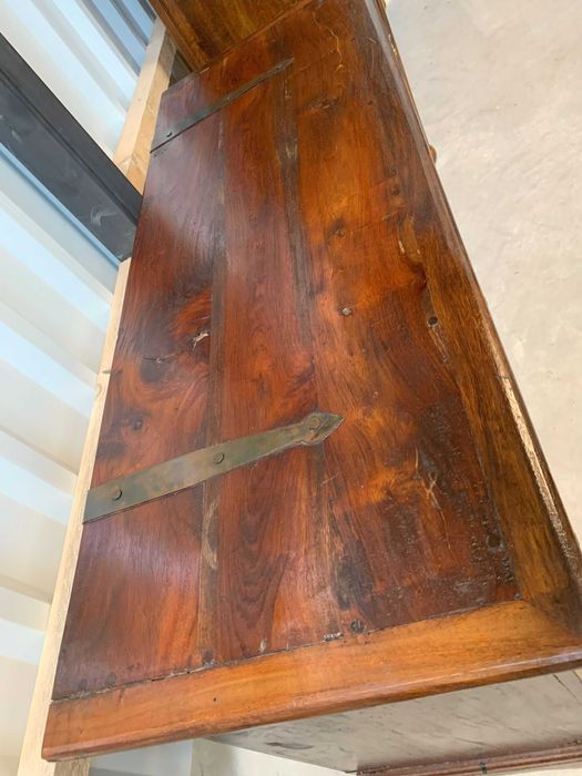 Kolonialna komoda akacja azjatycka ciemny brąz. Możliwość dostawy.