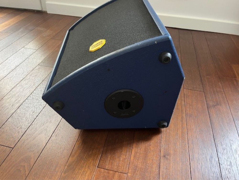 Colunas amplificadas Powerworks RS122M igual a nova