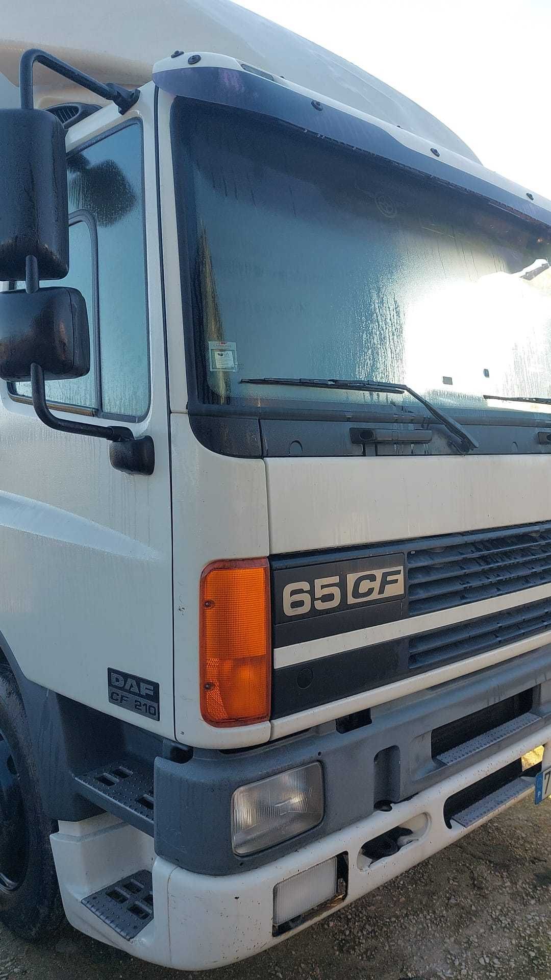 DAF CF65    210 4x2