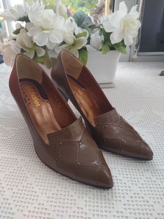 Sapatos castanho mel em pele - Charles - Tamanho 35 - Novos!