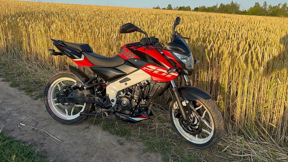 Продам мотоцикл bajaj pulsar ns 200