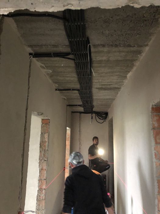 Повний комплект ремонтних робіт.