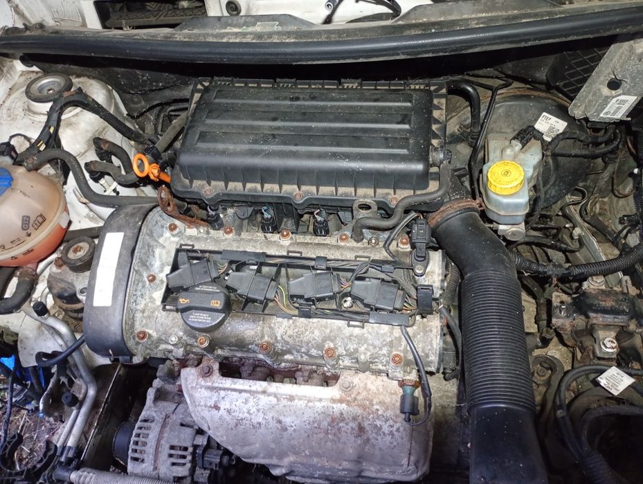 Skoda fabia II 1.4 silnik kompletny 2012r