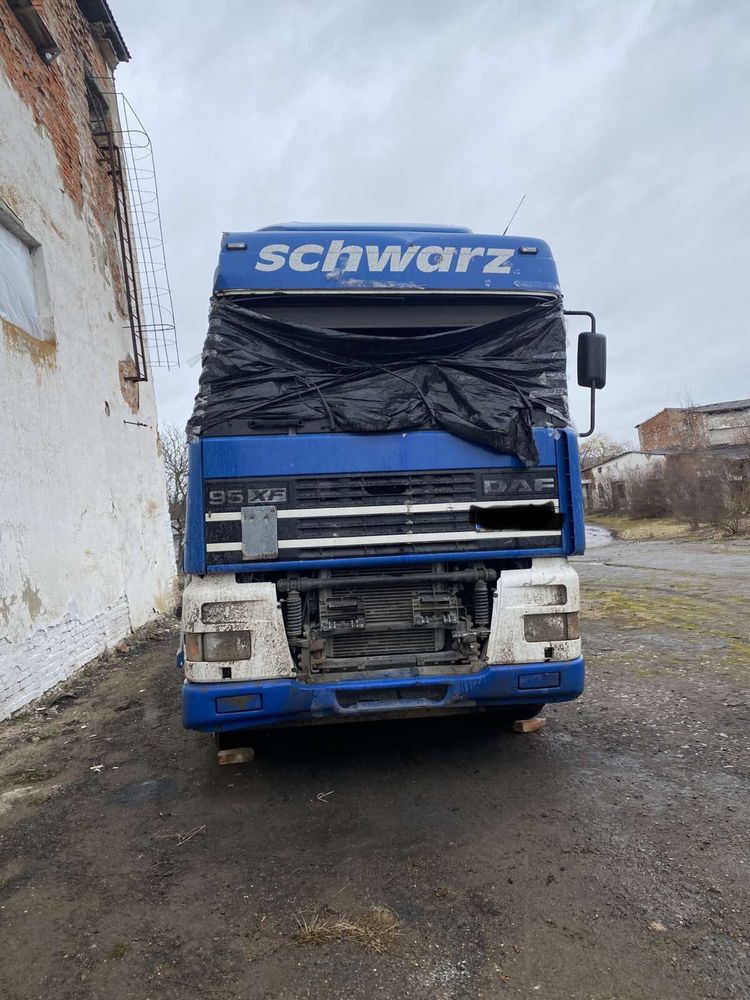 DAF 95XF430 daf ,продам тягач даф запчастини,розборка